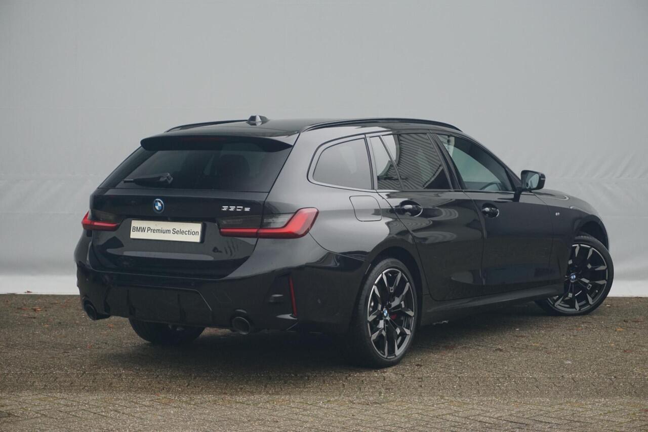 BMW 3-SERIE Touring 330e M Sportpakket Pro 19'' / Elektrisch verstelbare stoelen / Comfort Acces / HiFi System