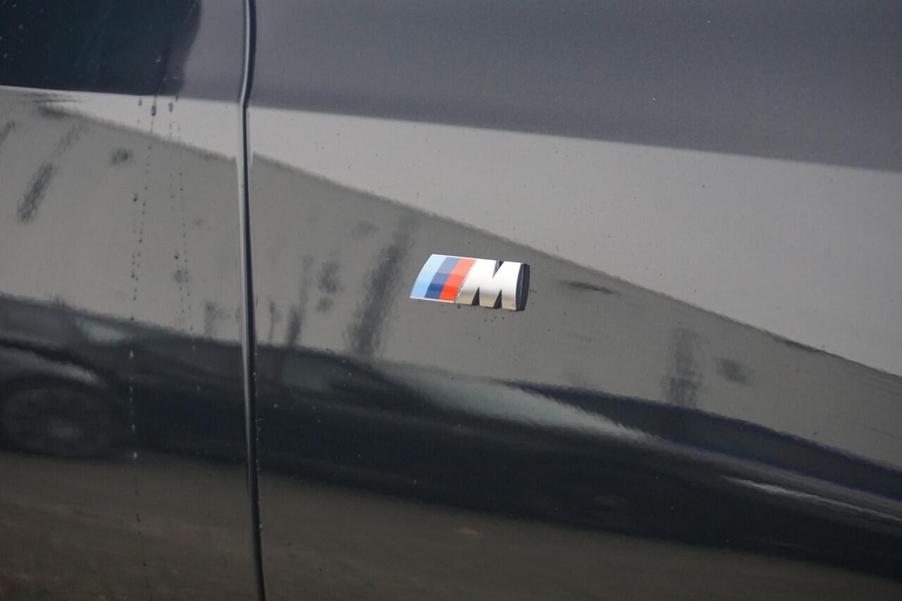 BMW 3-SERIE Touring 330e M Sportpakket Pro 19'' / Elektrisch verstelbare stoelen / Comfort Acces / HiFi System