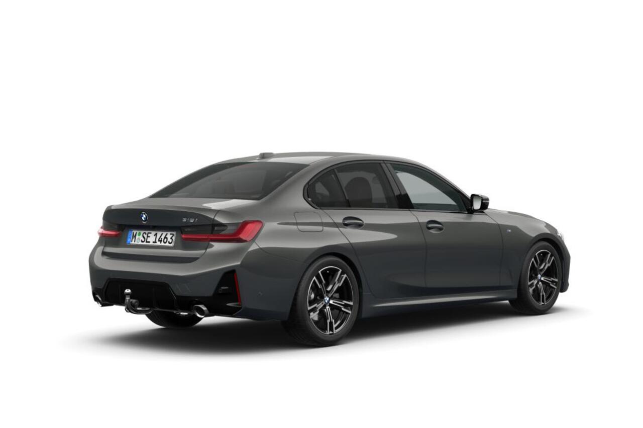 BMW 3-SERIE Sedan 318i | M Sport | Comfort Pack | Trekhaak