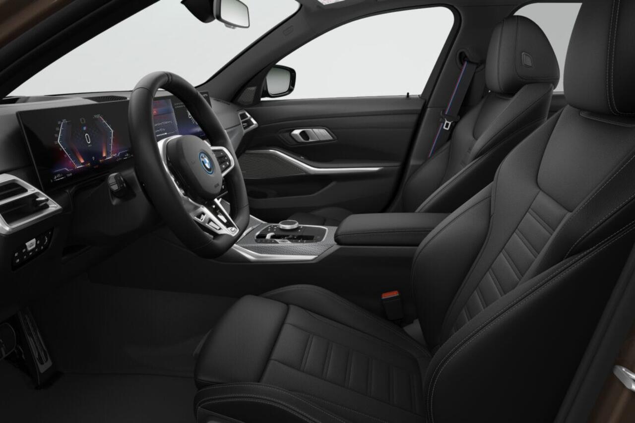 BMW 3-SERIE Touring 330e M Sport Edition | M Sportpakket Pro | Innovation Pack | Comfort Pack | Trekhaak