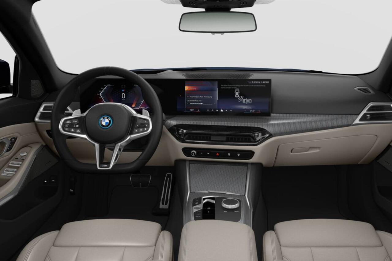 BMW 3-SERIE Touring 330e M Sport Edition | M Sportpakket Pro | Innovation Pack | Comfort Pack | Trekhaak