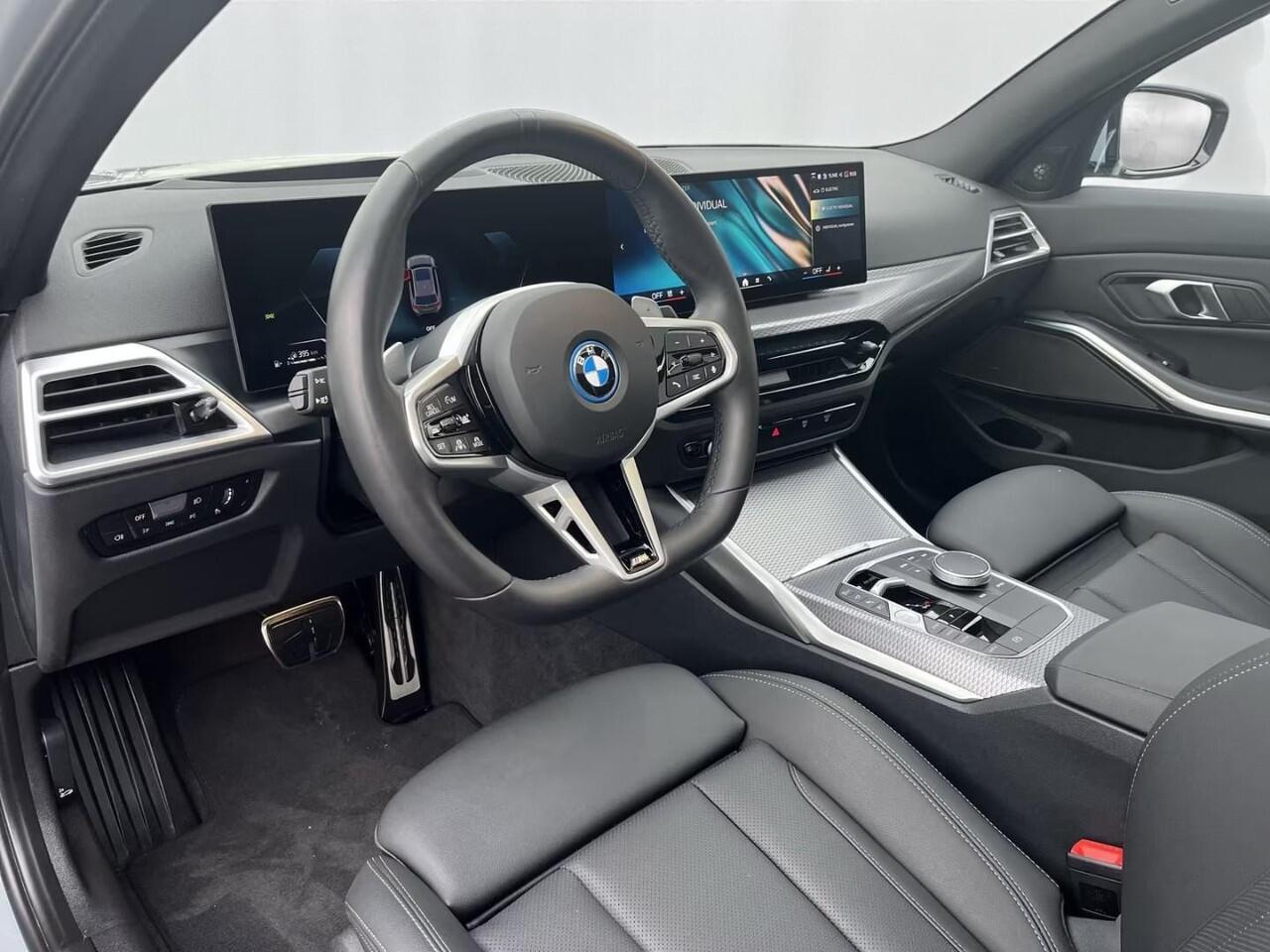 BMW 3-SERIE Touring 330e xDrive