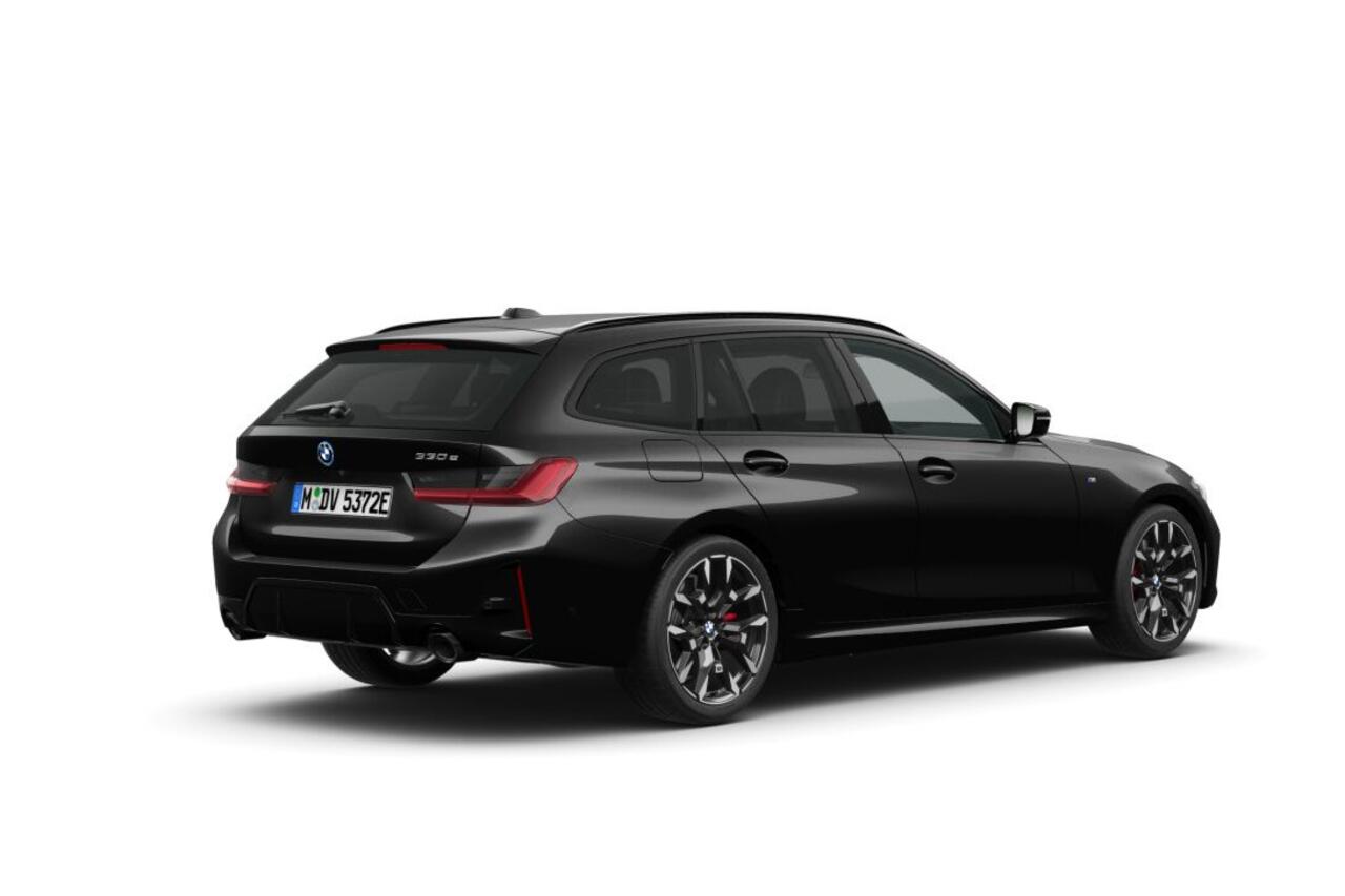 BMW 3-SERIE Touring 330e M Sport Edition | M Sportpakket Pro | Comfort Pack
