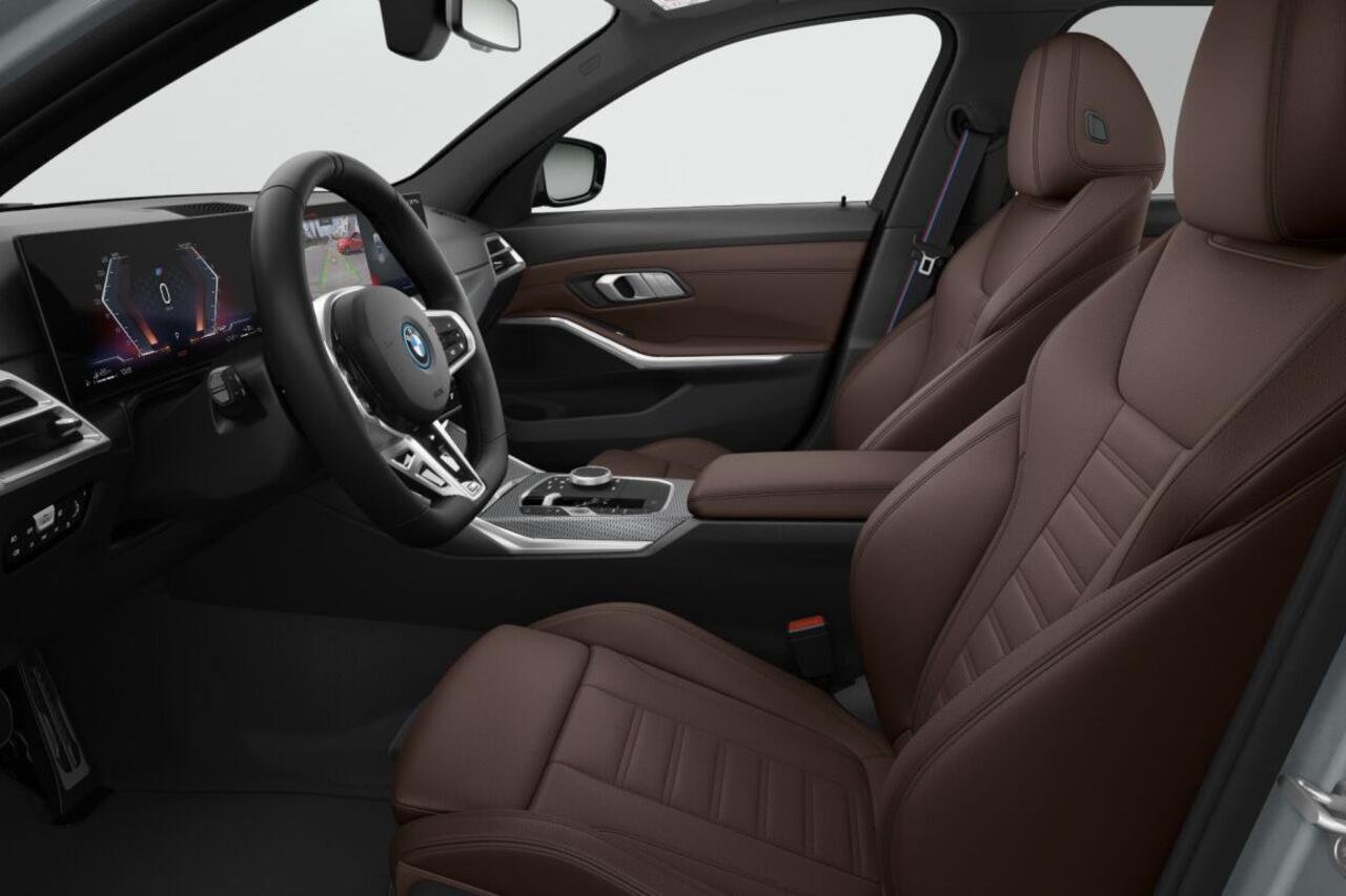BMW 3-SERIE Touring 330e M Sport Edition | M Sportpakket Pro | Comfort Pack