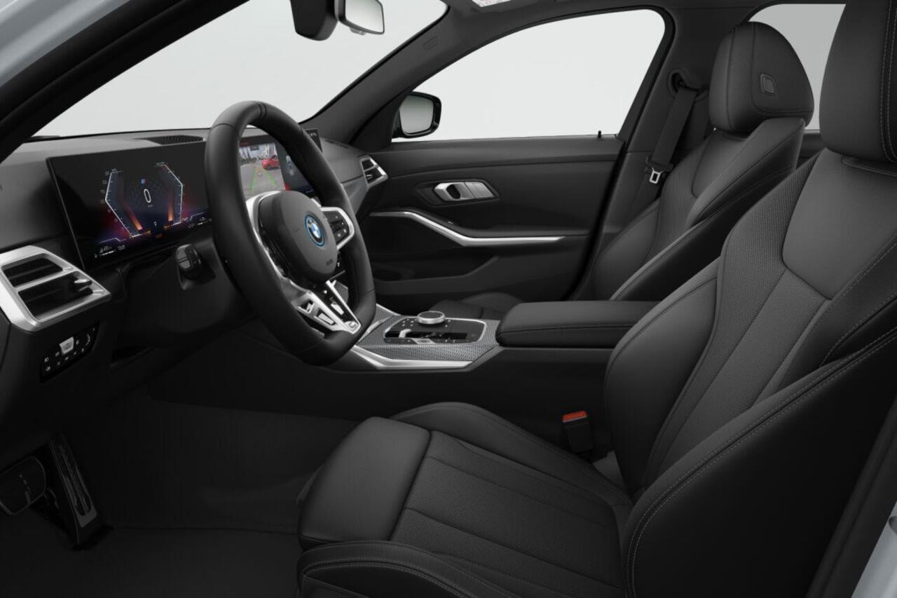 BMW 3-SERIE Touring 330e M Sport Edition | M Sportpakket | Comfort Pack | Trekhaak