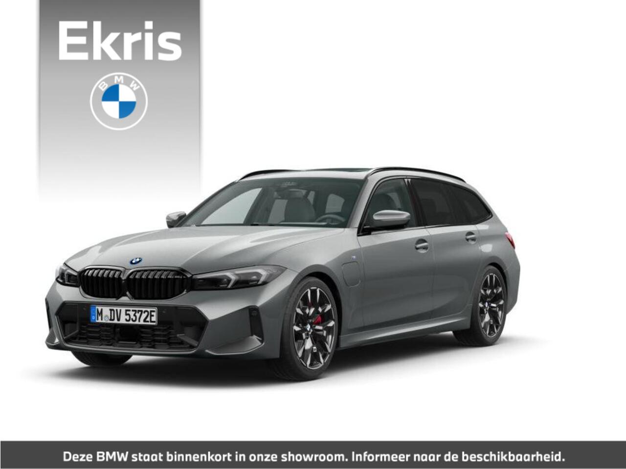 BMW 3-SERIE Touring 330e Individual Lak | M sportpakket Pro | Innovation Pack | Comfort Pack | Trekhaak | Panoramadak