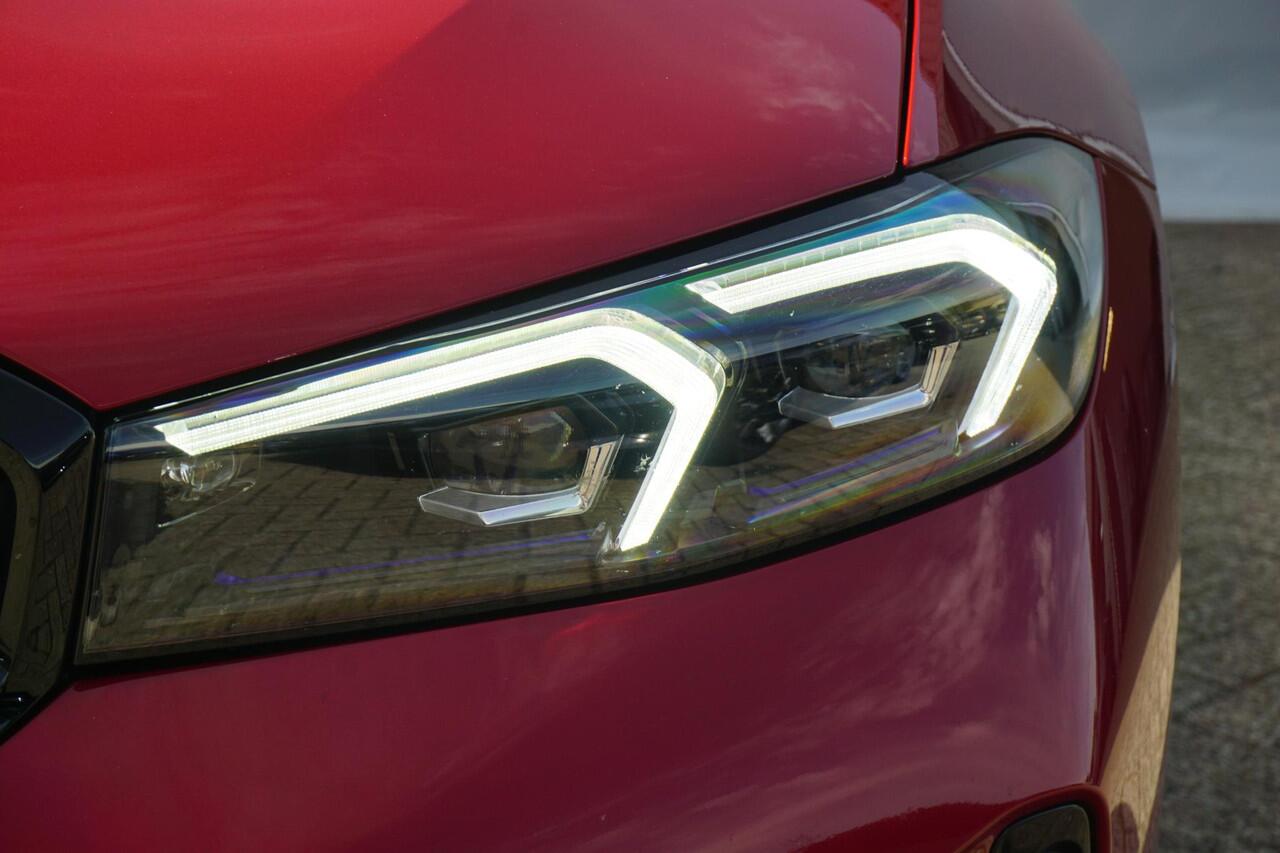 BMW 3-SERIE Touring 330e M Sport Pro | Innovation Pack / HIFI / BMW Live Cockpit Professional / Driving Assistant Professional