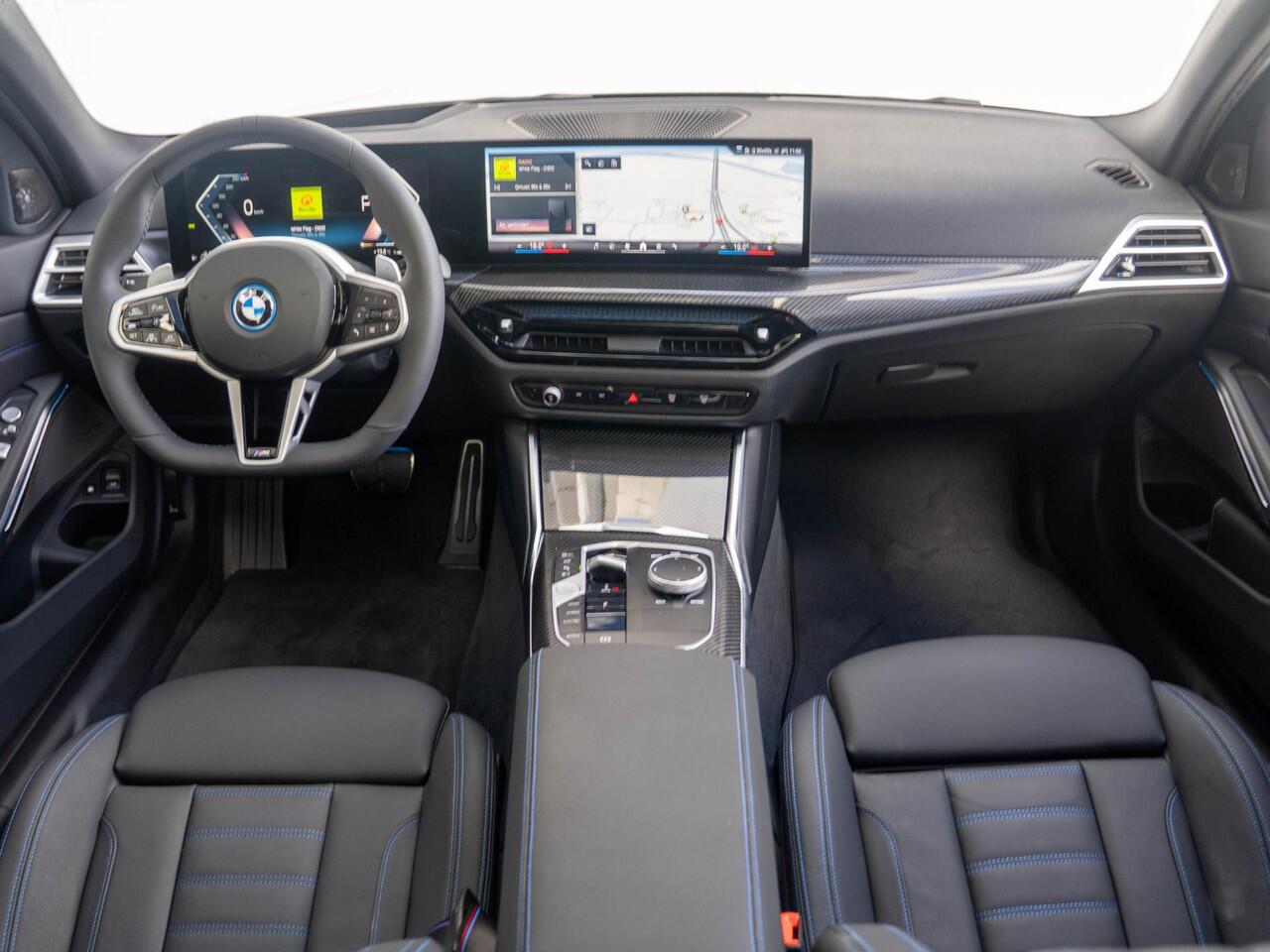 BMW 3-SERIE Touring 330e | M Sportpakket Pro | Innovation Pack | Verwarmd Stuurwiel | Comfort Access | Panoramadak | Stoelverwarming | Harman Kardon | Trekhaak | Ekris Selection