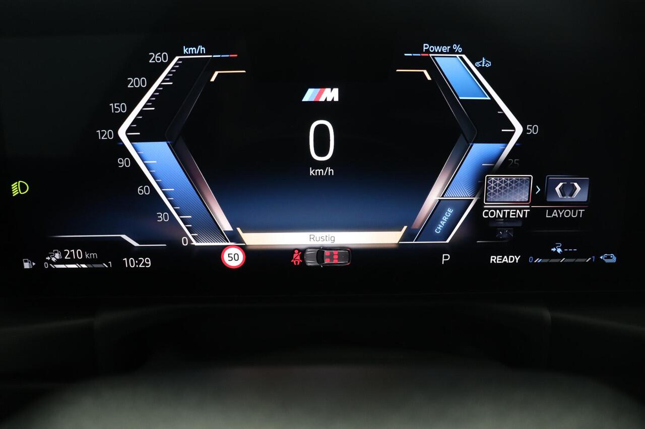 BMW 3-SERIE Touring 330e M Sportpakket | Comfort Access | Harman Kardon | Achteruitrijcamera