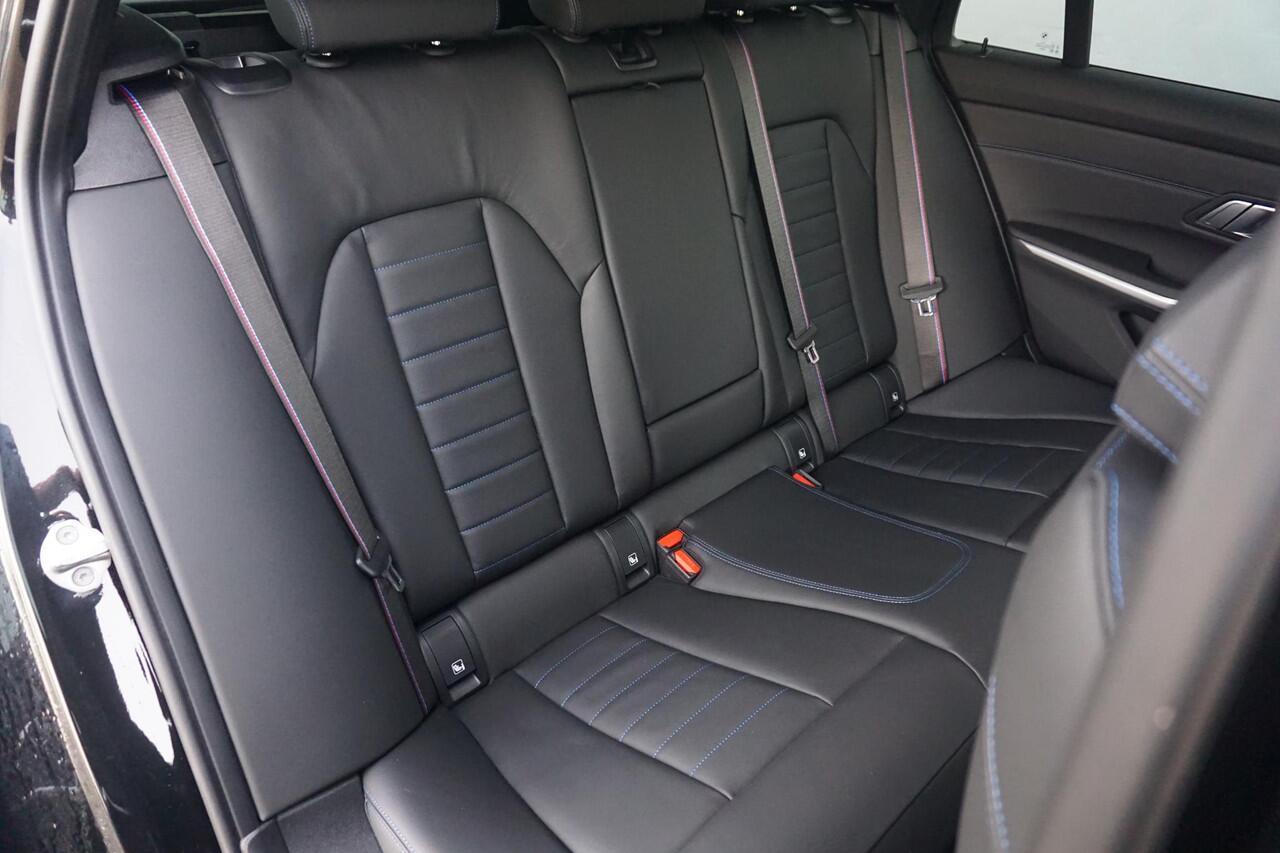 BMW 3-SERIE Touring 330e M Sport Pro | Trekhaak | Harman Kardon | Elektrische Stoelen met geheugen | Comfort Access | Ekris Selection