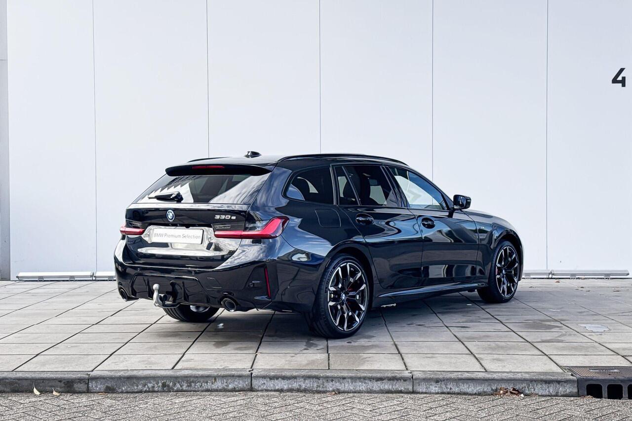 BMW 3-SERIE Touring 330e M-Sport / Apple Carplay / Panoramadak / Driving Assistant