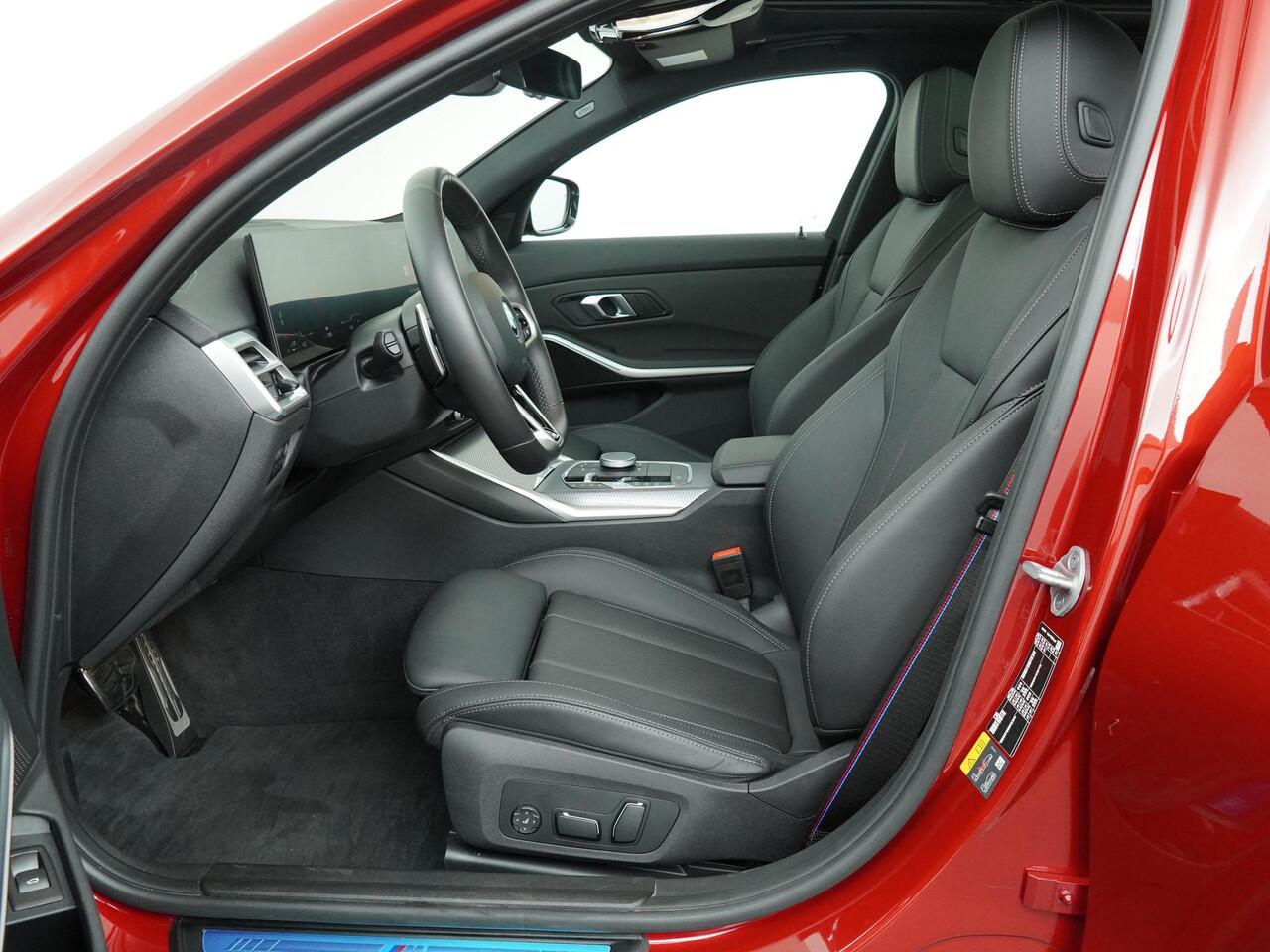 BMW 3-SERIE Touring 330e xDrive | M-Sport Pro | Head-Up | Adaptive Cruise | Trekhaak | Panoramadak | HiFi