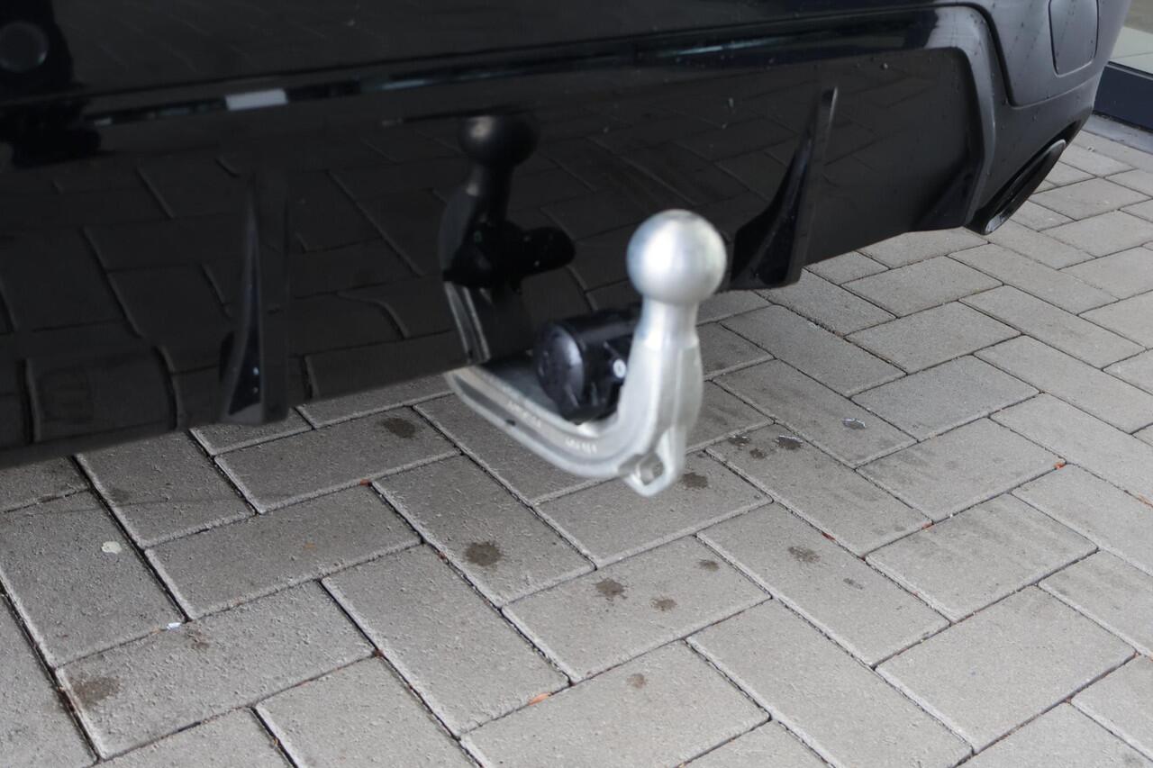 BMW 3-SERIE Touring 320i | M Sportpakket Pro | Comfort Pack | Driving Assistant | Innovation Pack | Trekhaak