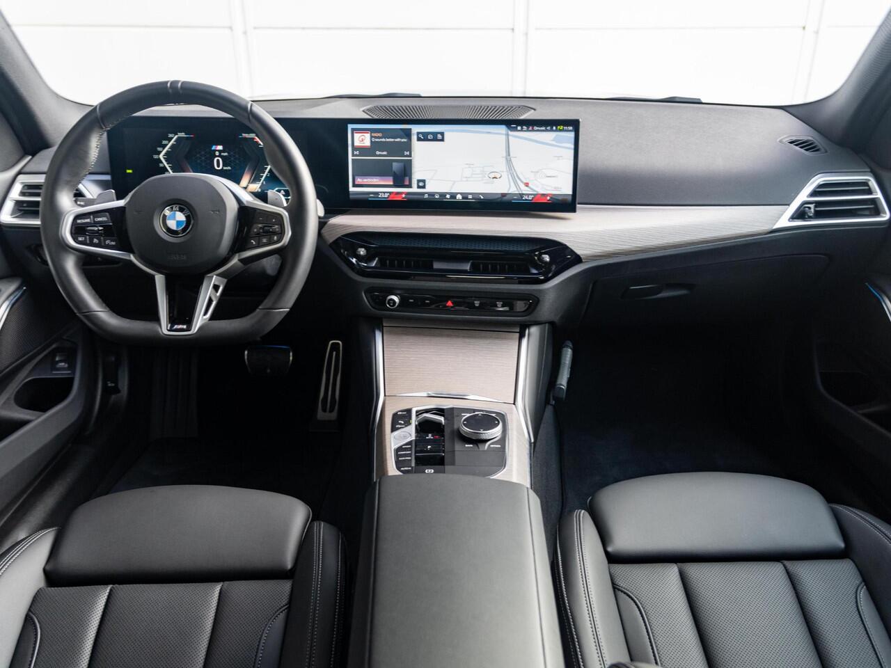 BMW 3-SERIE Sedan 318i | M Sportpakket | Comfort Pack | Comfort Access | Achteruitrijcamera | Stoelverwarming | 18''