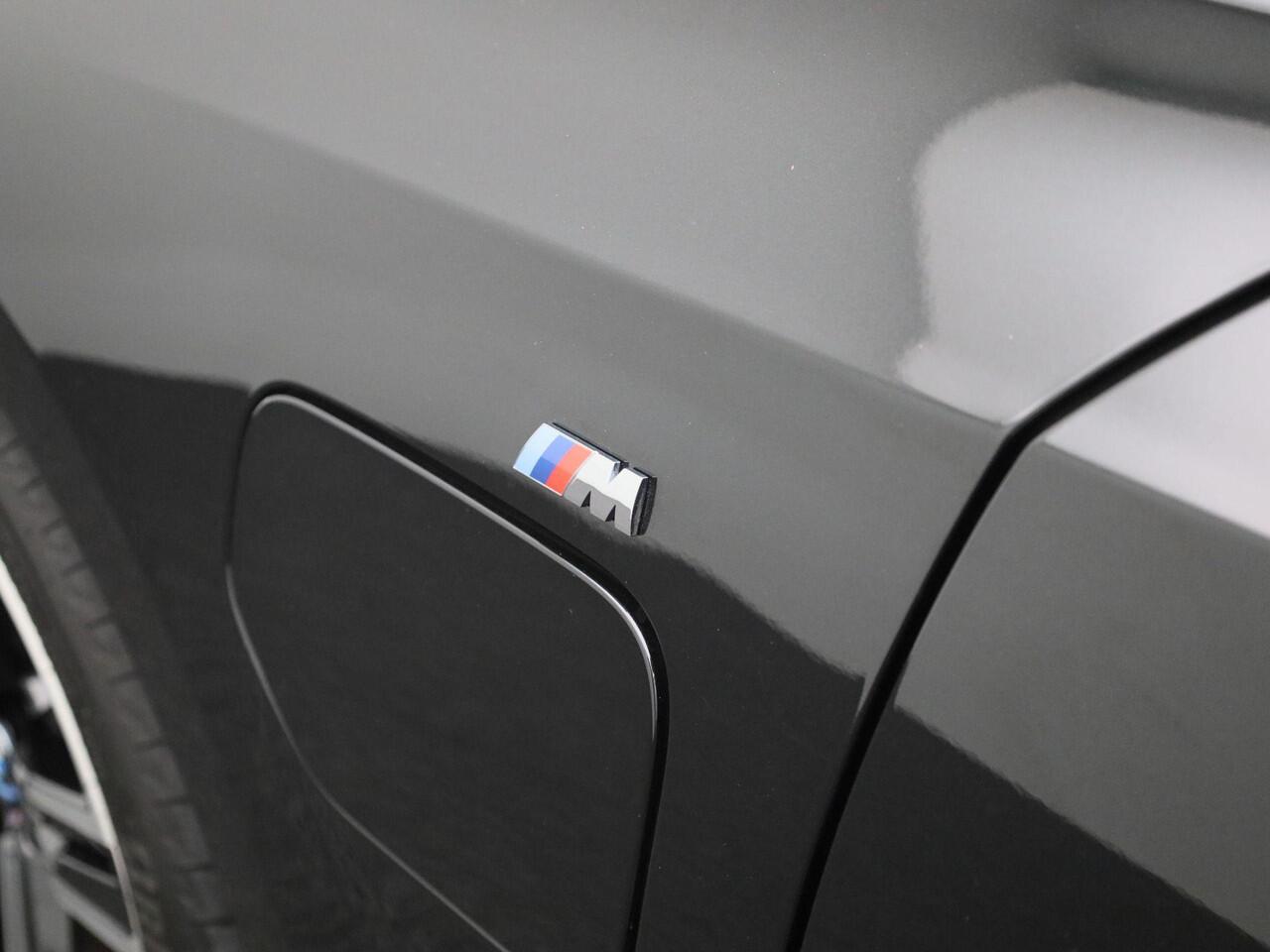 BMW 3-SERIE 320e | Afneembare Trekhaak | M-Sportpakket | LCI | Live Cockpit Plus | PDC Voor + Achter | Full-Map Navigatie | Climate Control | Cruise Control | Licht- & Regensensor | Apple Carplay & Android Auto