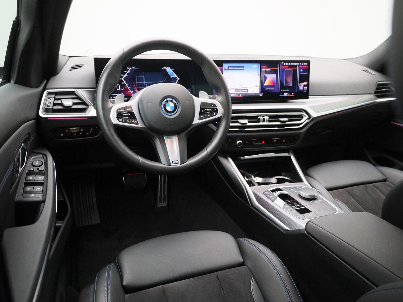 BMW 3-SERIE 320e | Afneembare Trekhaak | M-Sportpakket | LCI | Live Cockpit Plus | PDC Voor + Achter | Full-Map Navigatie | Climate Control | Cruise Control | Licht- & Regensensor | Apple Carplay & Android Auto
