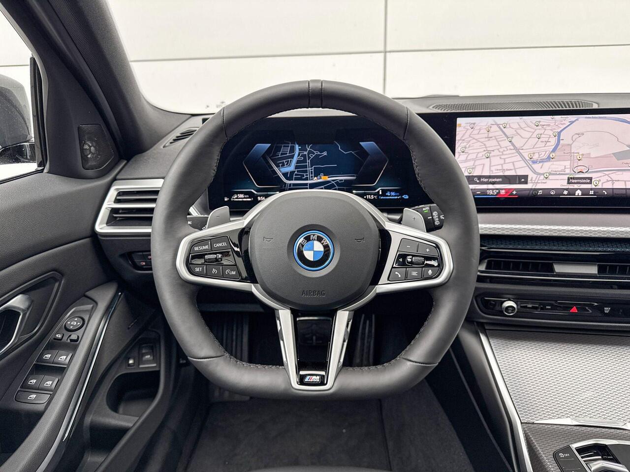 BMW 3-SERIE Touring 330e