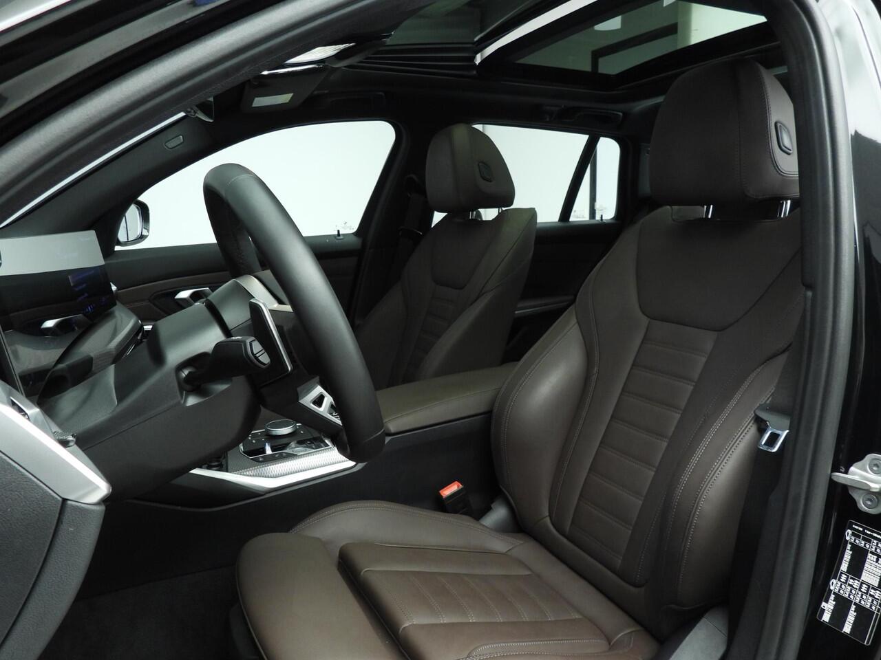 BMW 3-SERIE Touring 320i | M-Sportpakket | LED | Leder | Navigatie | Schuifdak | Trekhaak | Stoelverwarming | DAB | Alu 19 inch