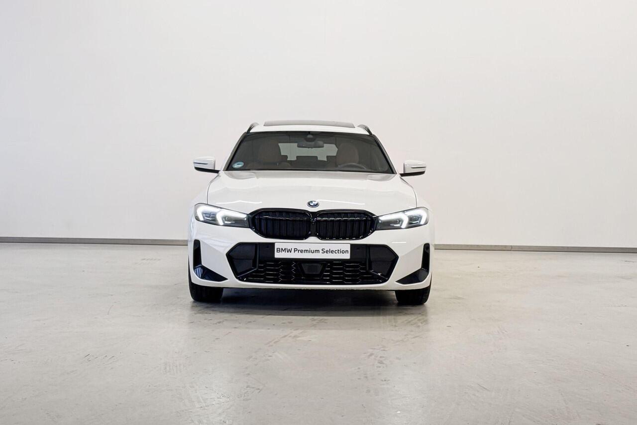 BMW 3-SERIE Touring 330e Innovation Pack M Sportpakket Pro Aut.