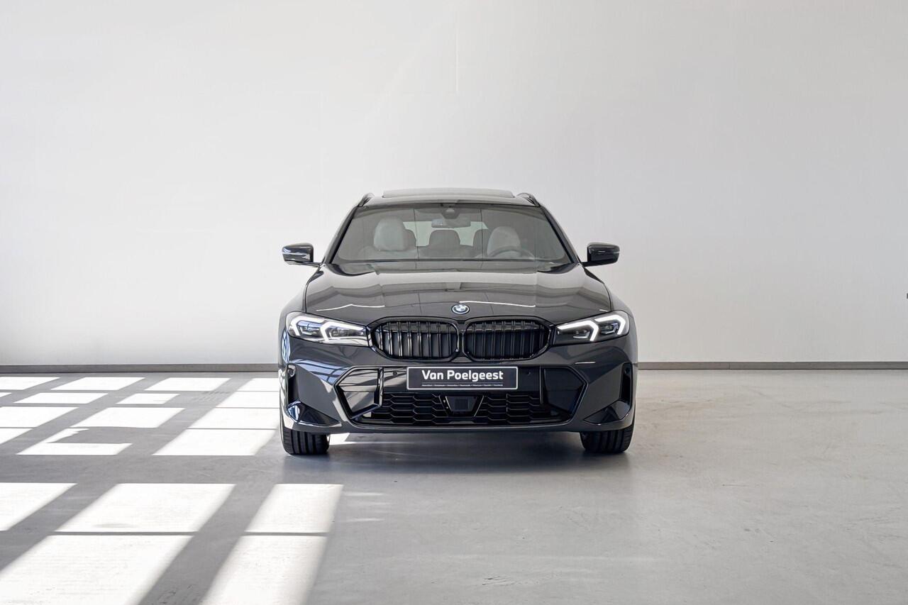 BMW 3-SERIE Touring 330e xDrive M Sportpakket Pro Aut. - Beschikbaar vanaf: April 2026