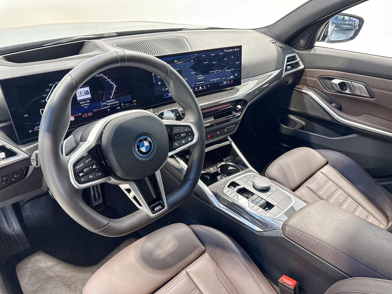 BMW 3-SERIE Touring 330e Innovation Pack M Sportpakket Pro Aut.