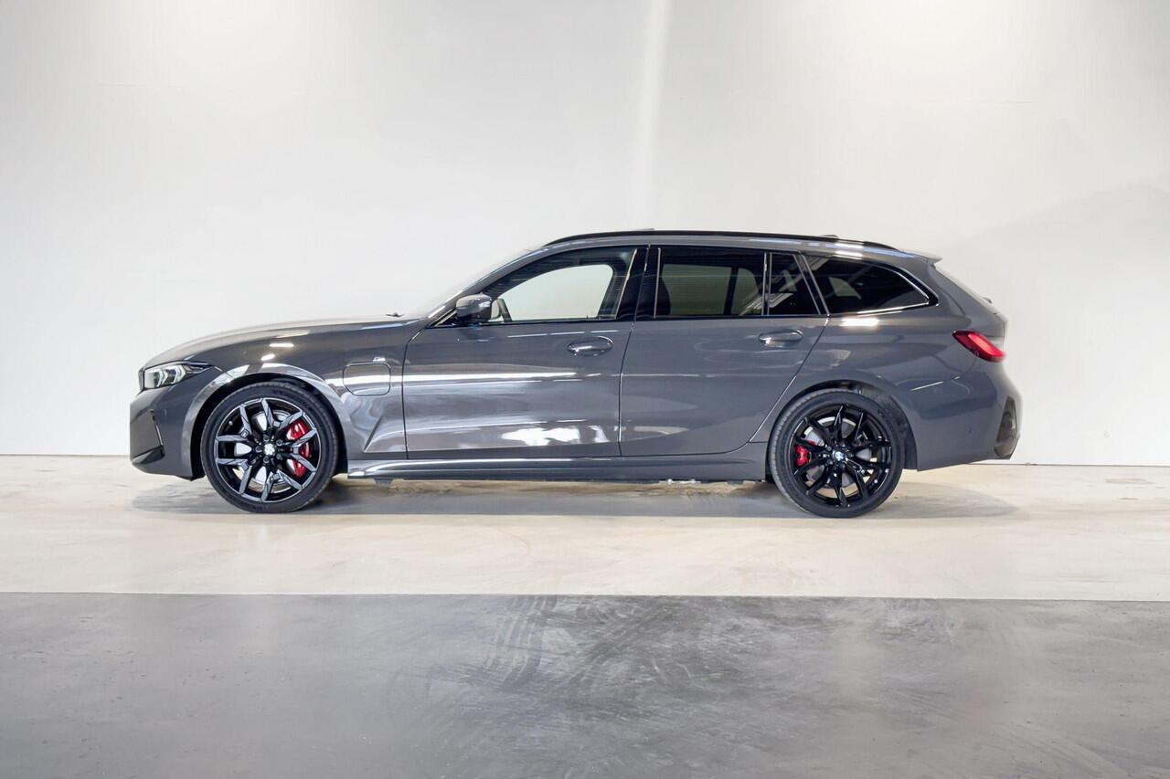 BMW 3-SERIE Touring 330e Innovation Pack M Sportpakket Pro Aut.
