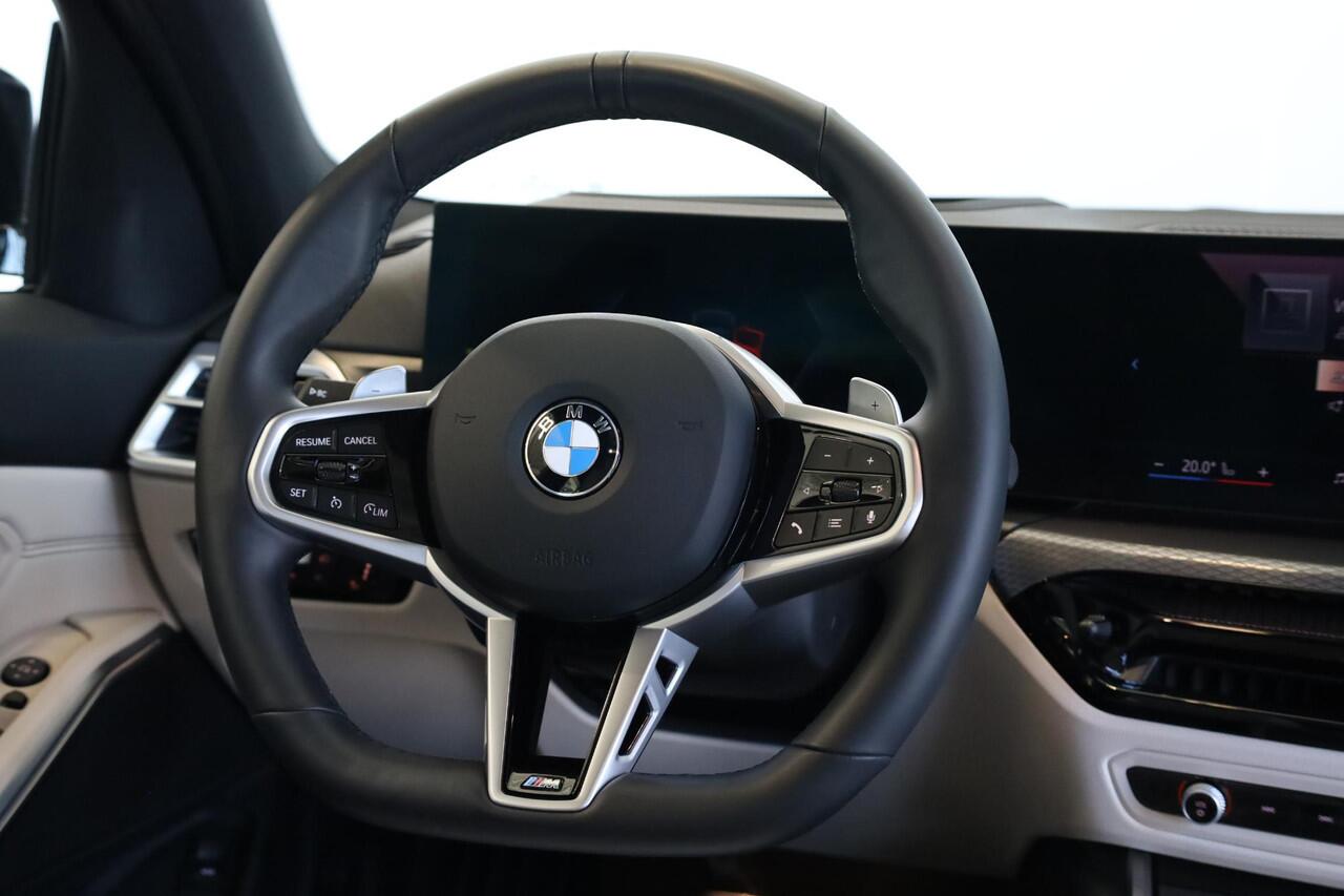 BMW 3-SERIE Touring 318i M Sport Pro | Panoramadak | Trekhaak