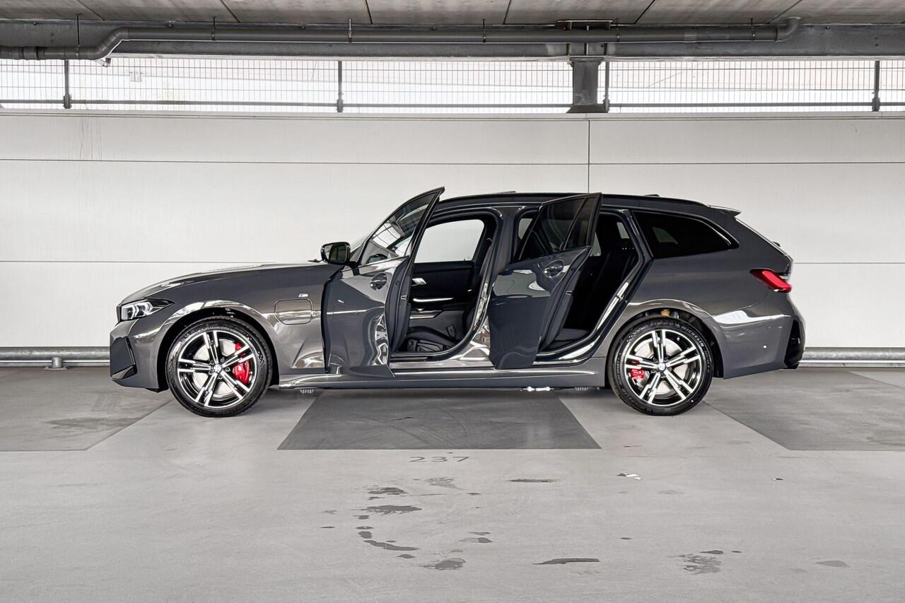 BMW 3-SERIE Touring 330e