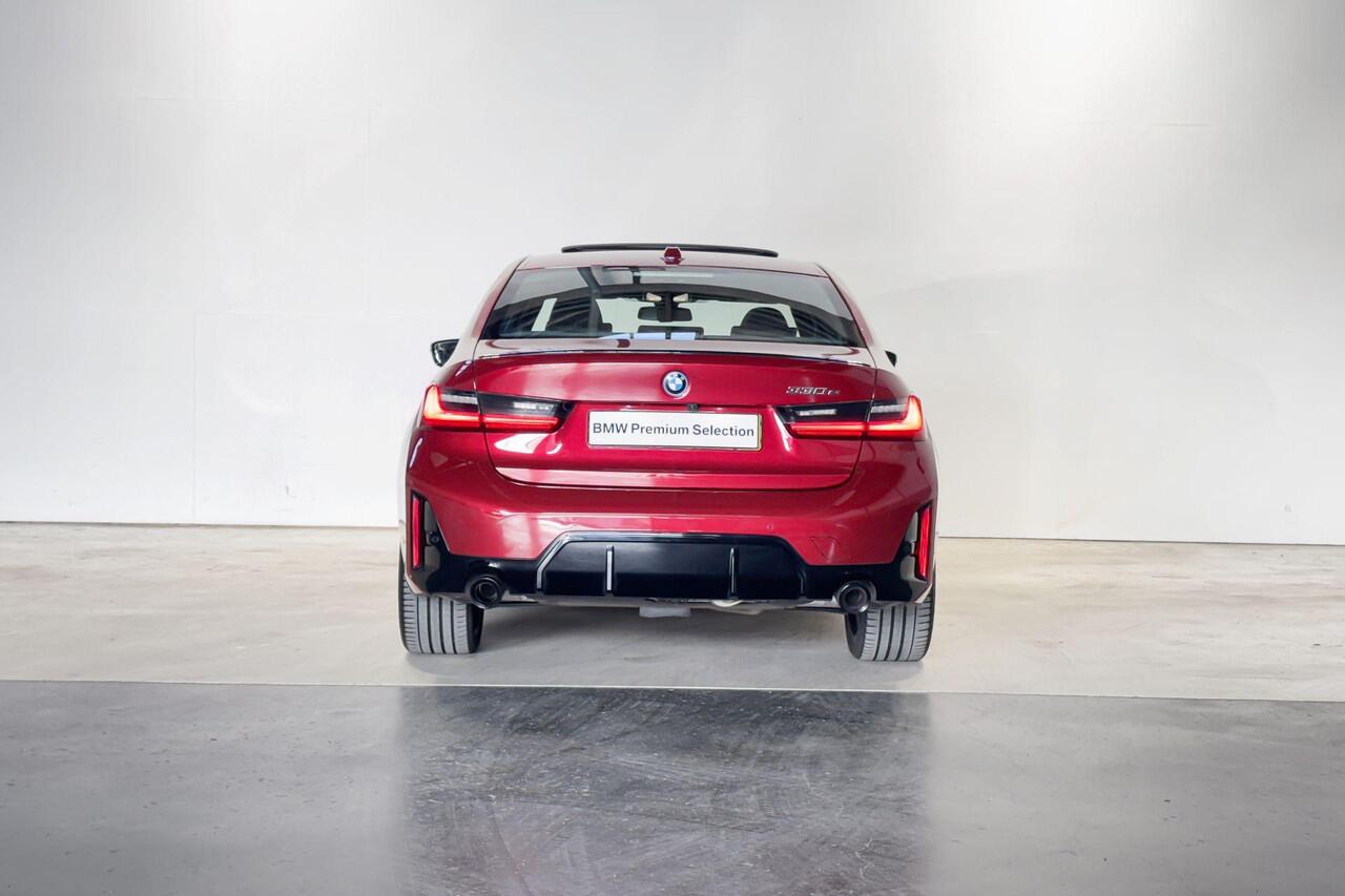 BMW 3-SERIE Sedan 330e Innovation Pack M Sportpakket Pro Aut.