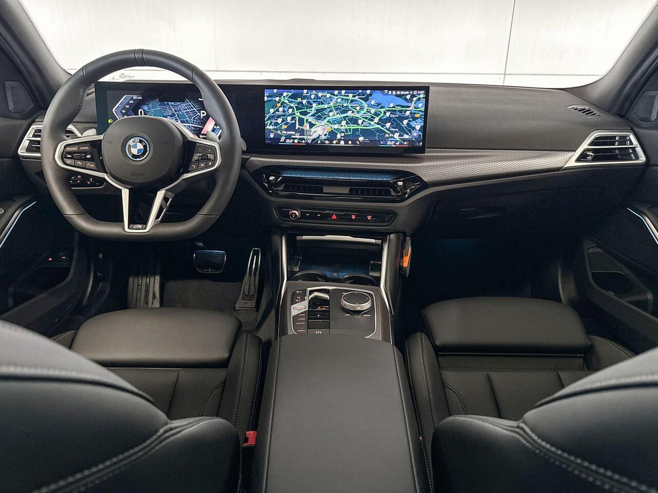 BMW 3-SERIE Sedan 330e