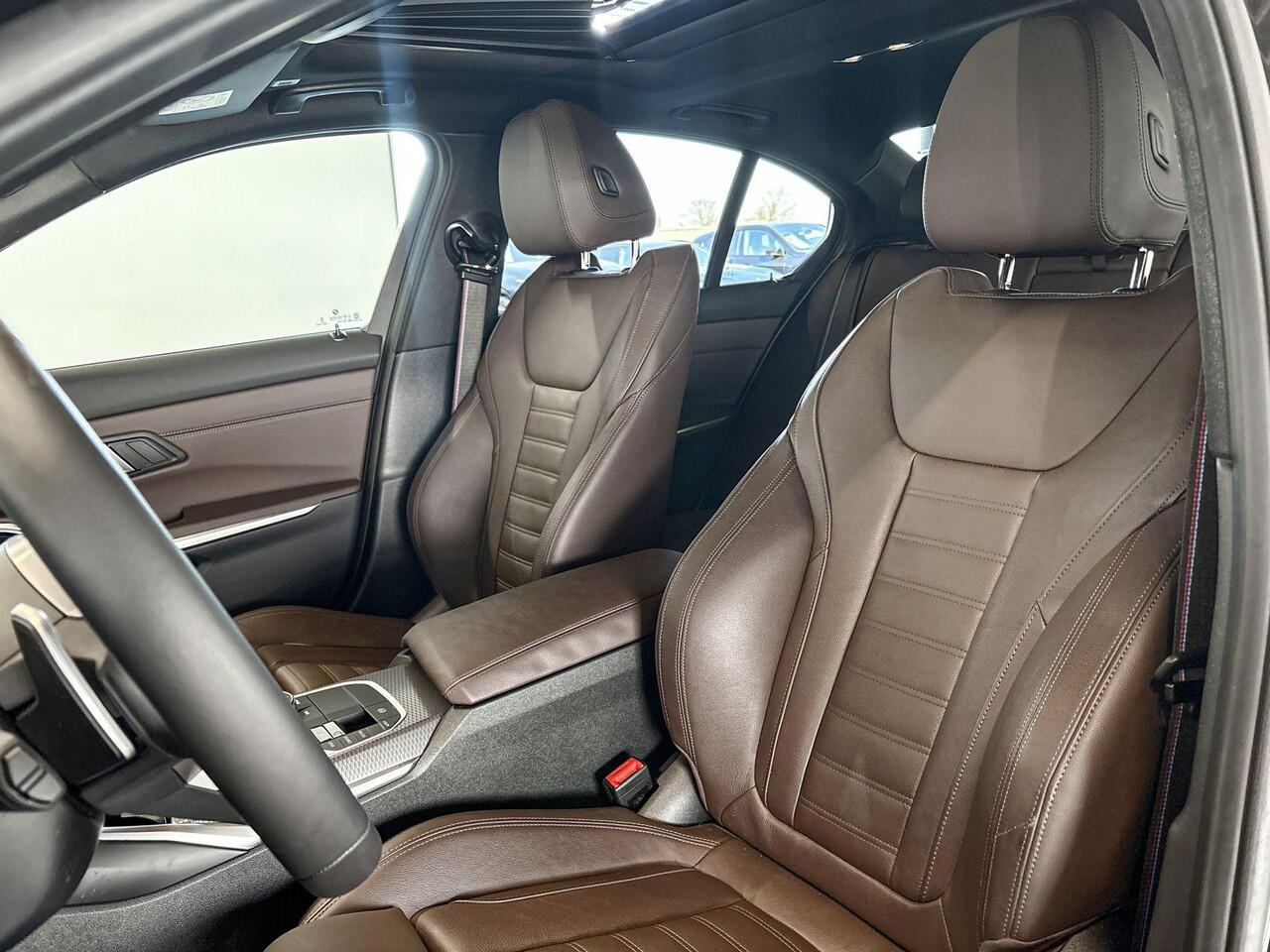 BMW 3-SERIE Sedan 330i xDrive