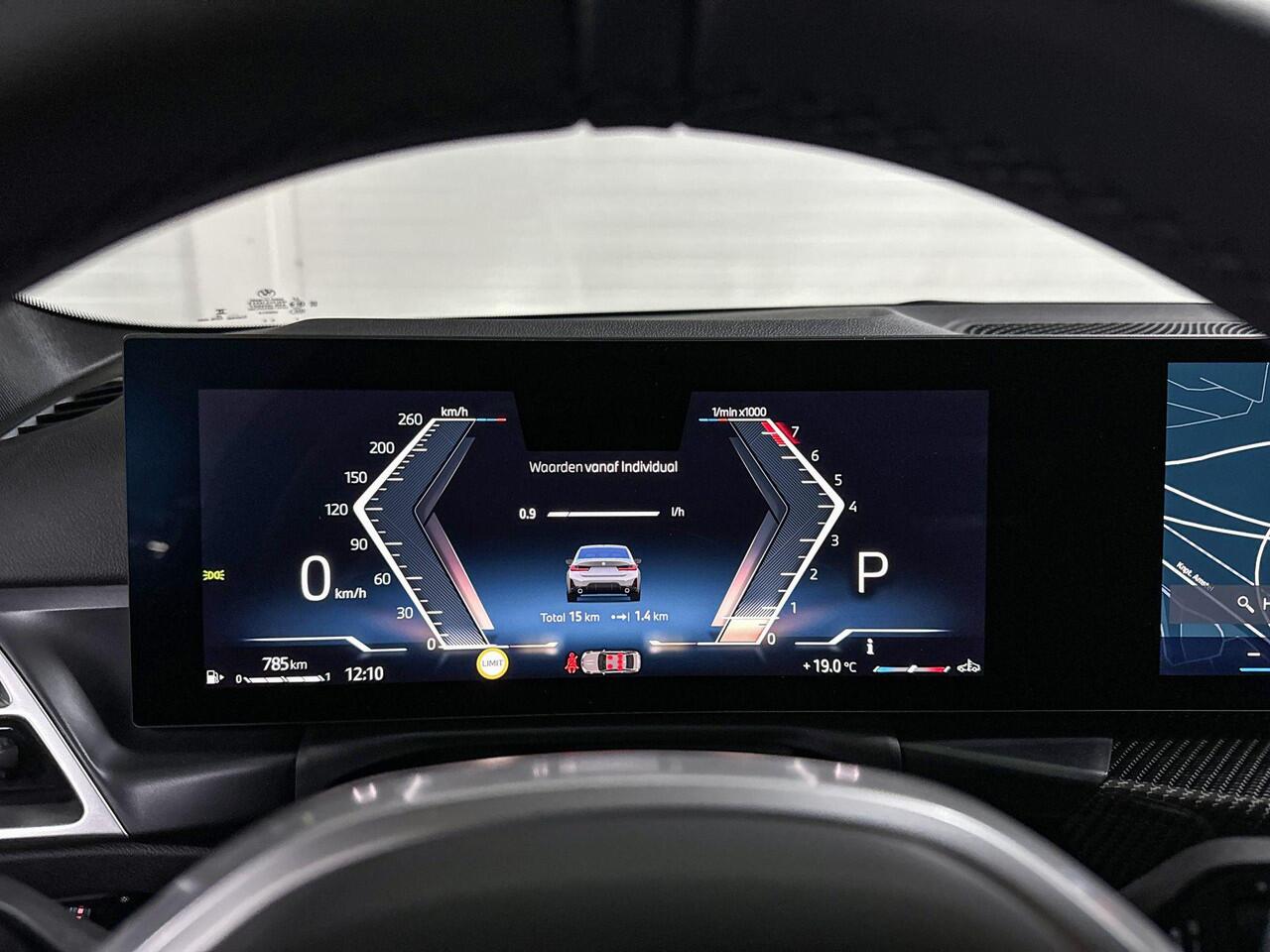 BMW 3-SERIE Sedan 318i | M-Sport Pro | Comfort Pack | Harman/Kardon | Comfort Access