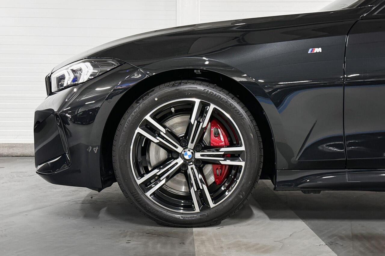 BMW 3-SERIE Sedan 318i | M-Sport Pro | Innovation Pack | Comfort Pack | Driving Assistant | Harman/kardon | Comfort Access