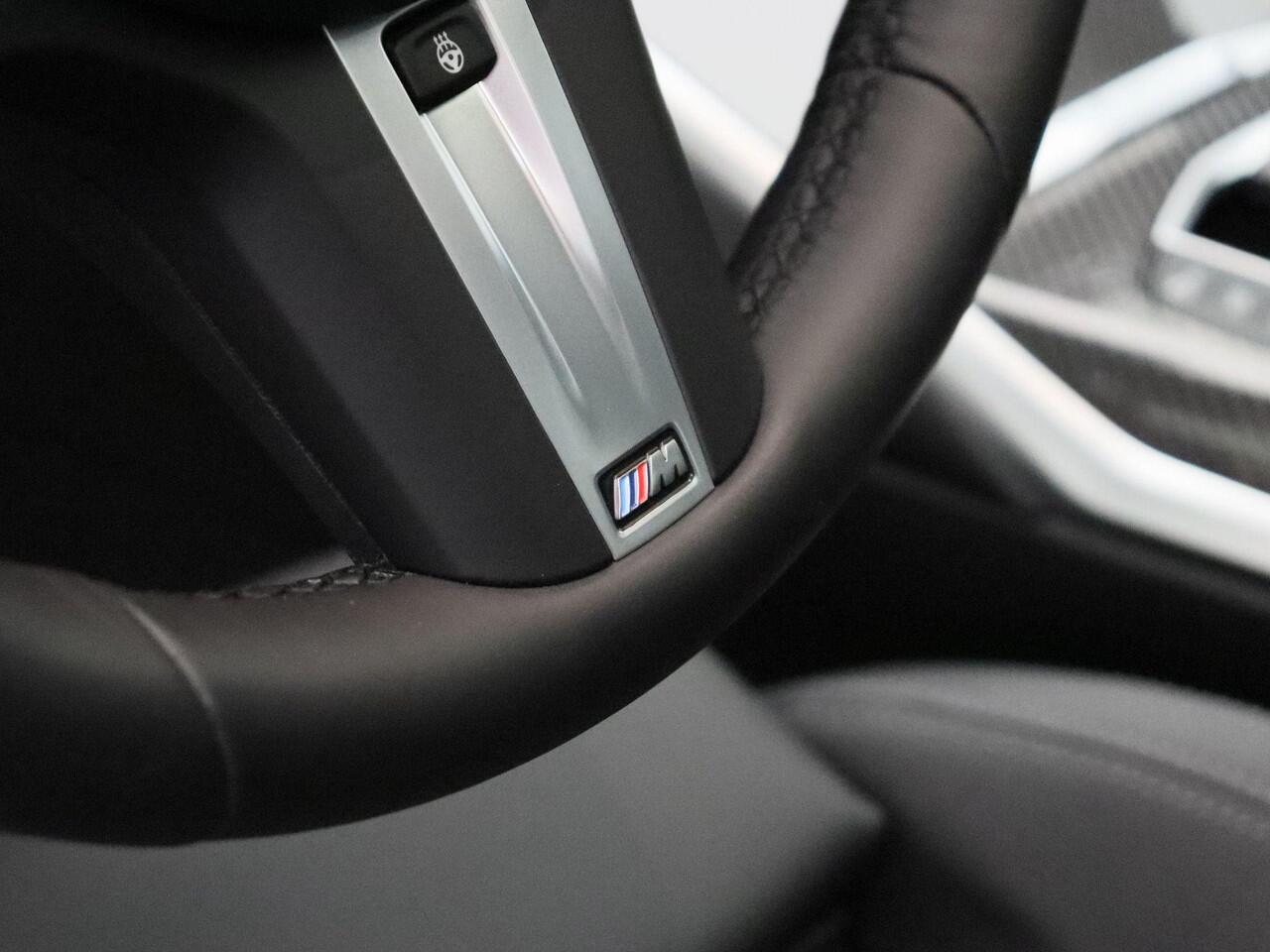 BMW 3-SERIE Sedan 320e M Sportpakket Pro | Innovation Pack | Entertainment Pack | Stuurwielrand Verwarmd | DAB | HiFi | 19''