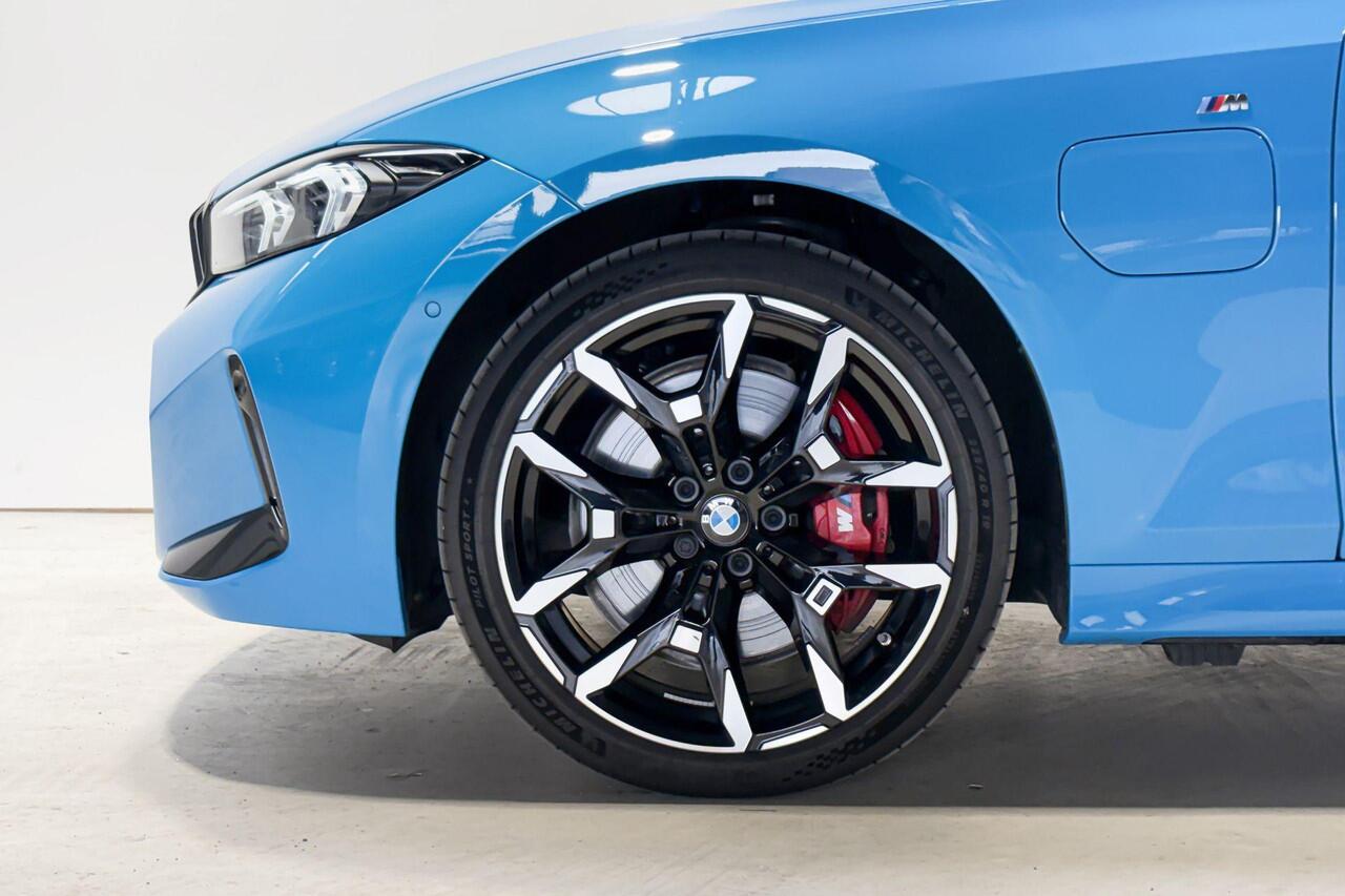 BMW 3-SERIE Touring 330e Innovation Pack M Sportpakket Pro Aut.