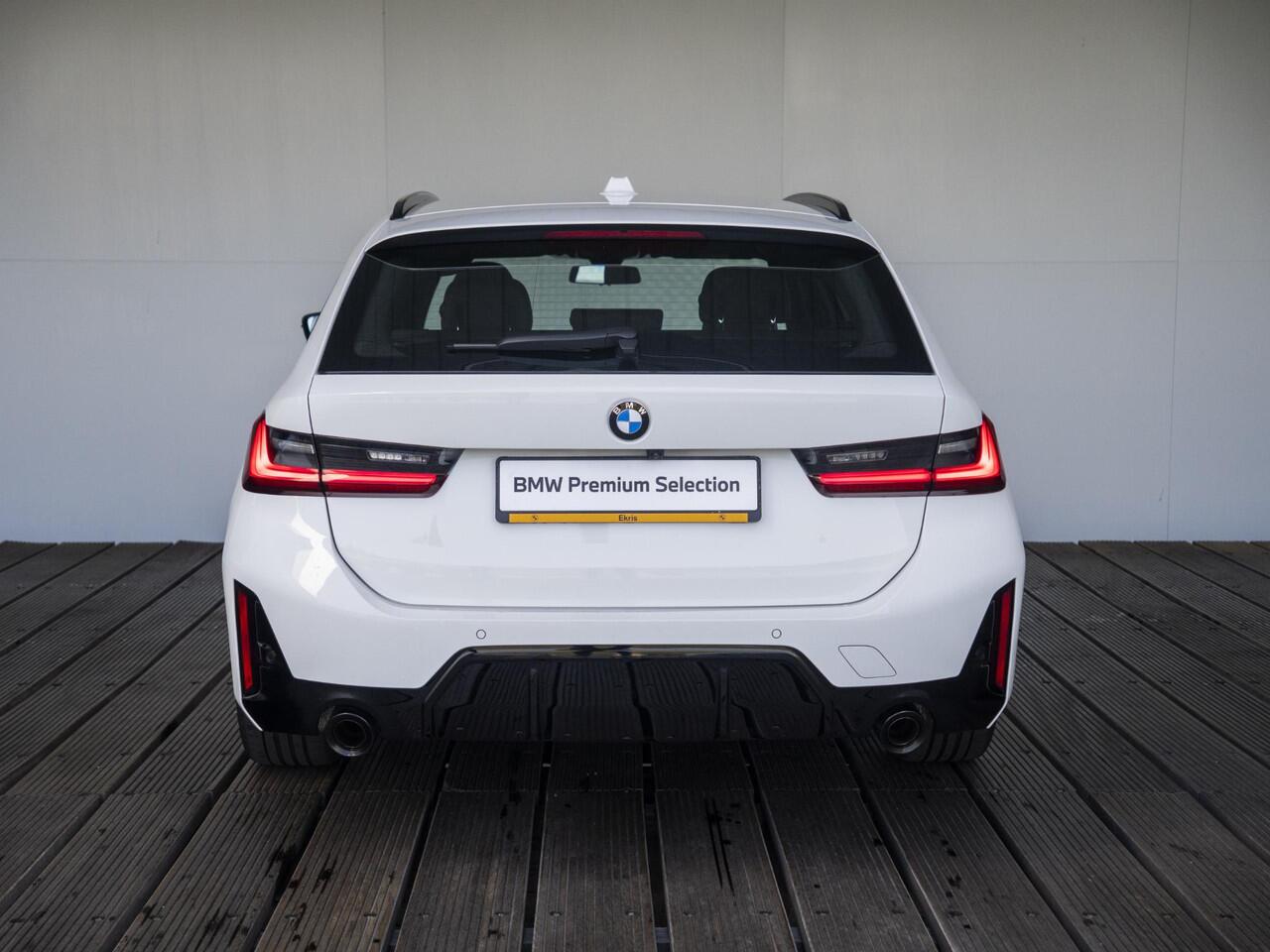 BMW 3-SERIE Touring 320i | M Sportpakket | Elektrisch verwarmde voorstoelen | Sportstoelen | Lentevoordeel