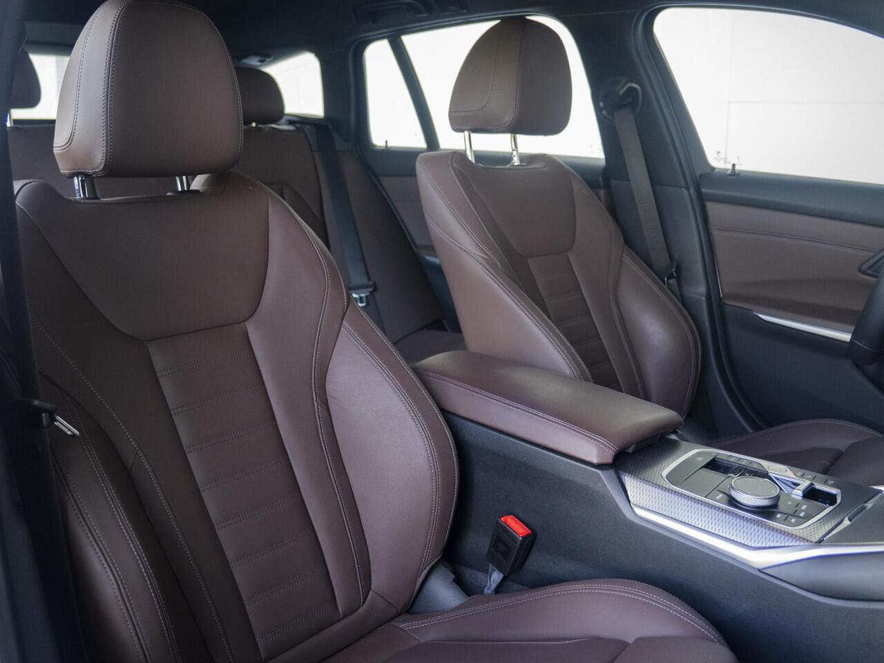 BMW 3-SERIE Touring 320i | M Sportpakket | Elektrisch verwarmde voorstoelen | Sportstoelen | Lentevoordeel