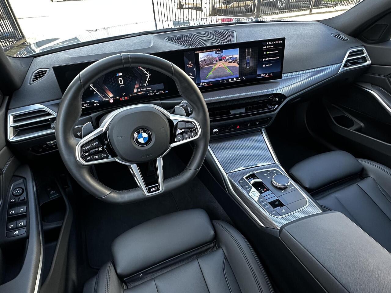 BMW 3-SERIE Touring 330i xDrive M-Sport Leder|AdaptiefCruise|HiFi