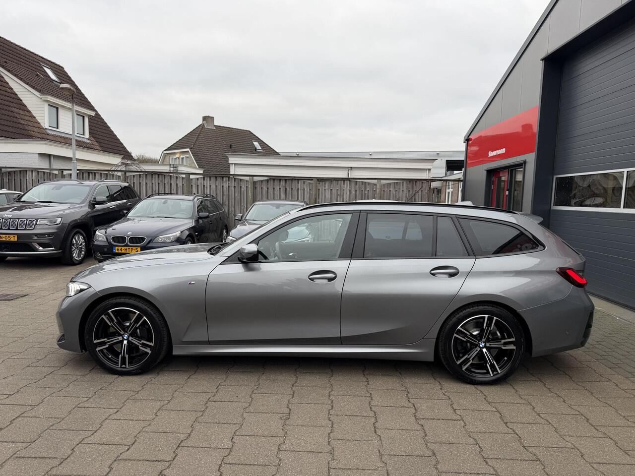 BMW 3-SERIE Touring 330i xDrive M-Sport Leder|AdaptiefCruise|HiFi