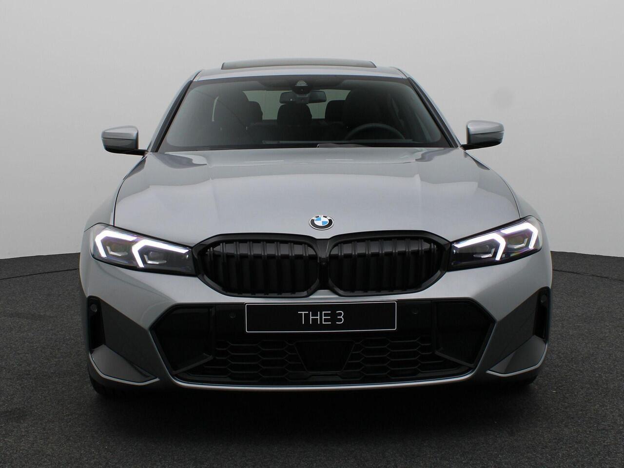 BMW 3-SERIE 320i Sedan | M Sportpakket Pro | Innovation Pack | Comfort Pack | Showroom Selection