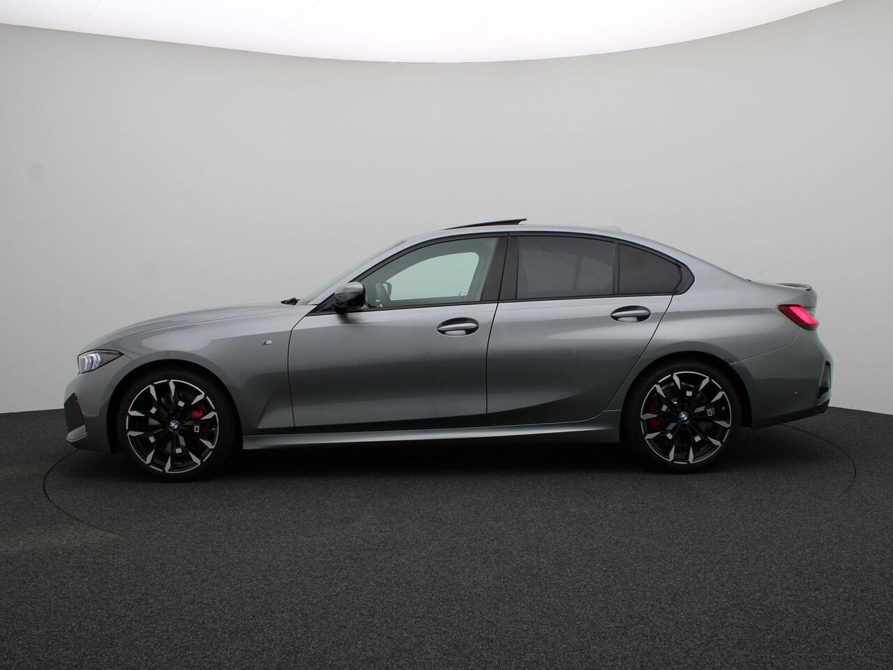 BMW 3-SERIE 320i Sedan | M Sportpakket Pro | Innovation Pack | Comfort Pack | Showroom Selection