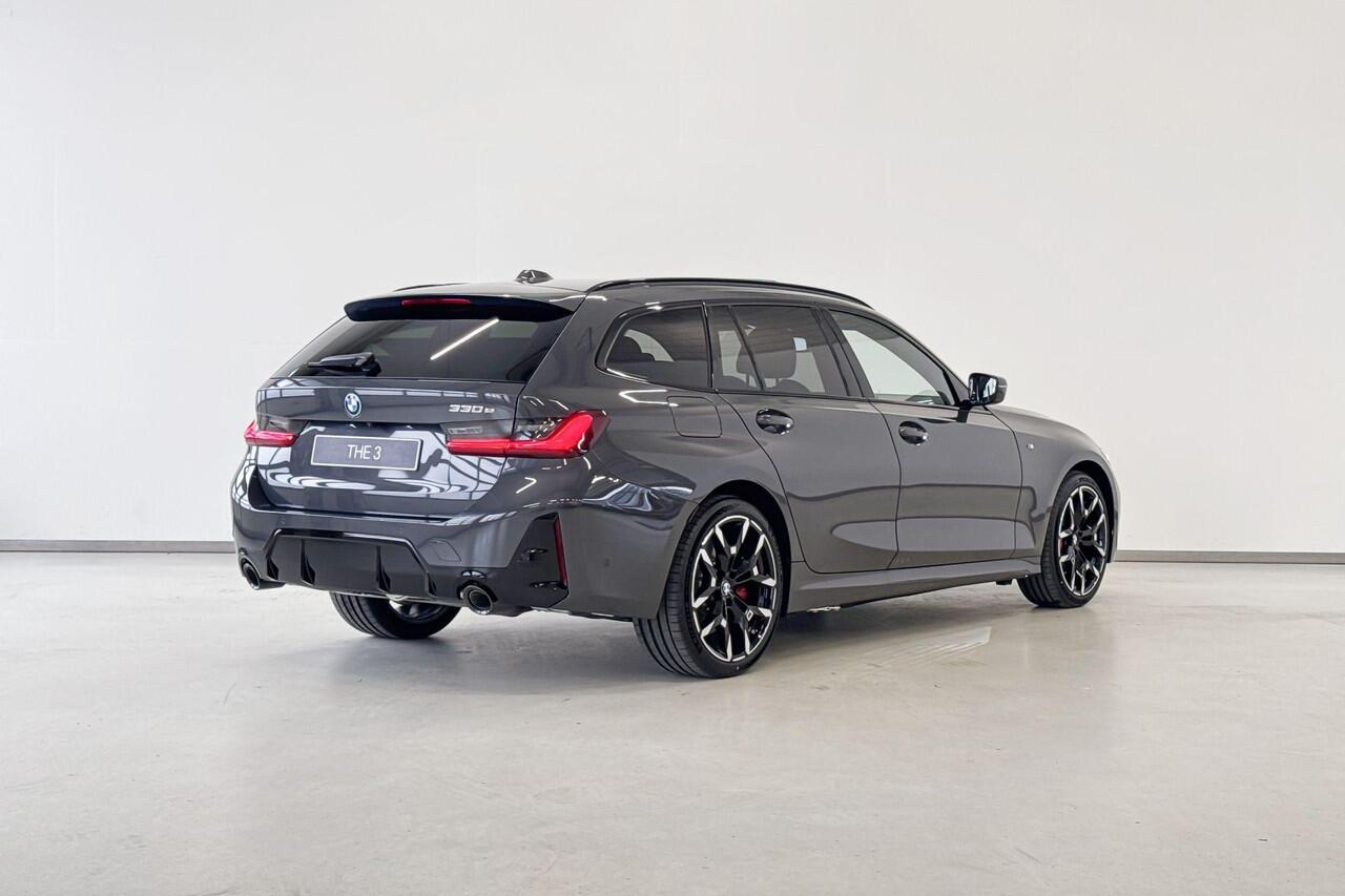 BMW 3-SERIE Touring 330e M Sport Edition | M Sportpakket Pro | Innovation Pack | Comfort Pack | Trekhaak