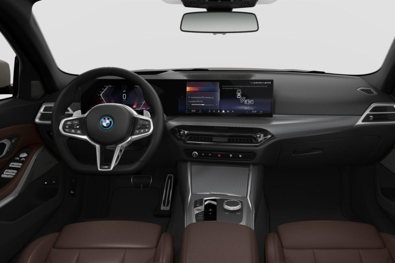 BMW 3-SERIE Touring 330e M Sport Edition | M Sportpakket Pro | Innovation Pack | Comfort Pack | Trekhaak