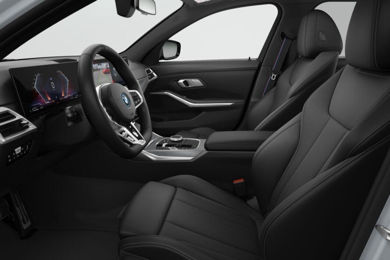 BMW 3-SERIE Touring 330e M Sport Edition | M Sportpakket Pro | Comfort Pack