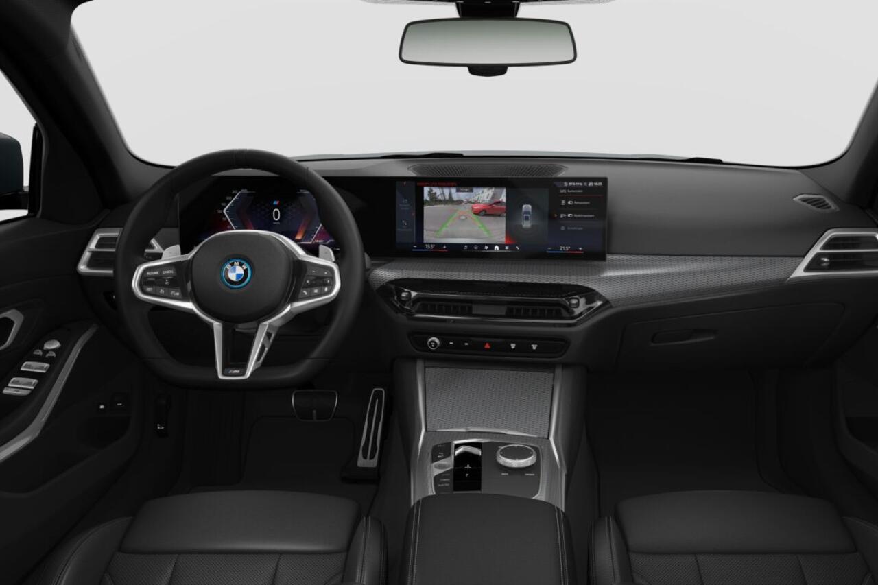 BMW 3-SERIE Touring 330e M Sport Edition | M Sportpakket Pro | Comfort Pack