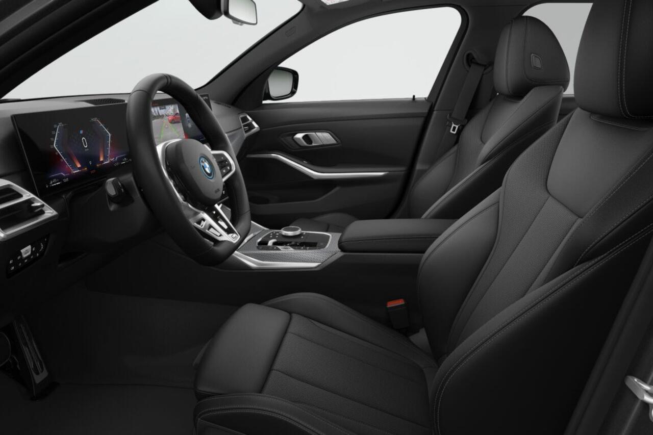 BMW 3-SERIE Touring 330e M Sport Edition | M Sportpakket | Comfort Pack | Trekhaak