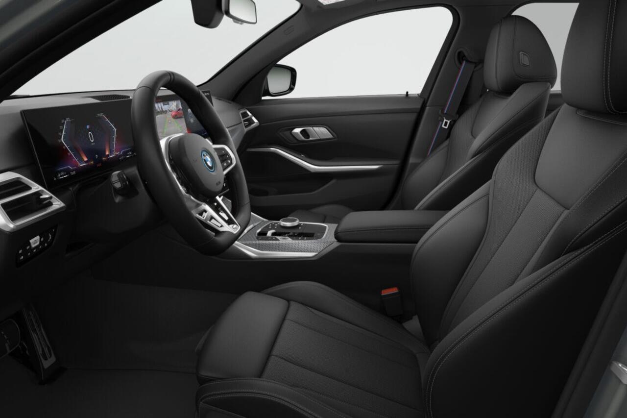BMW 3-SERIE Touring 330e M Sport Edition | M Sportpakket Pro | Comfort Pack