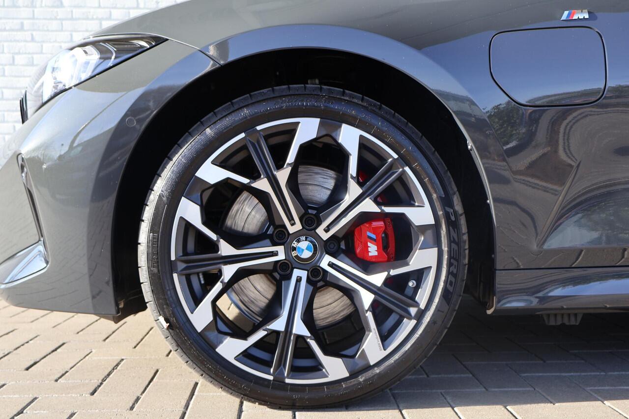 BMW 3-SERIE 330e M Sport Package Pro | Innovation Pack | Comfort Pack | Ekris Selection