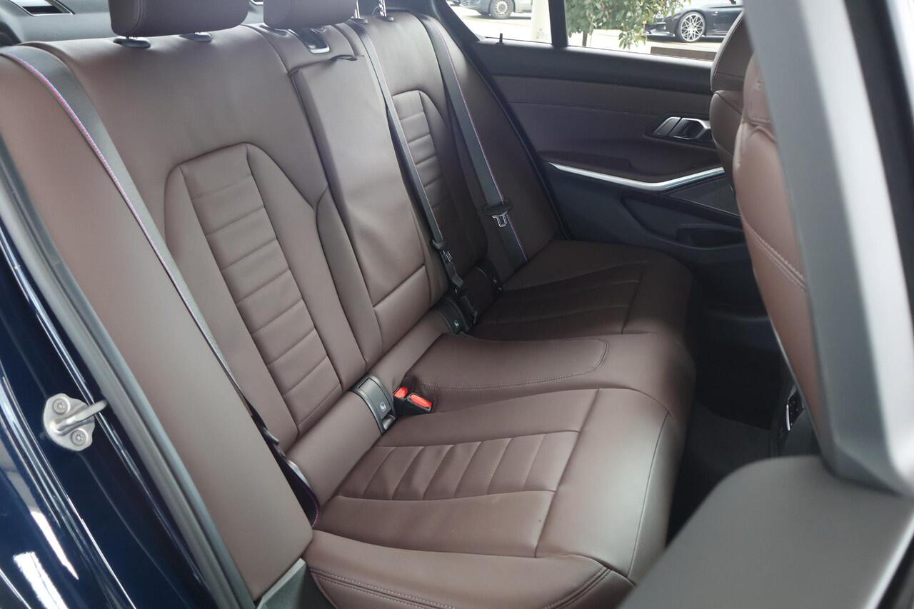 BMW 3-SERIE Sedan | 330e | M Sportpakket Pro | Trekhaak | Innovation Pack | Comfort Pack | Harman Kardon