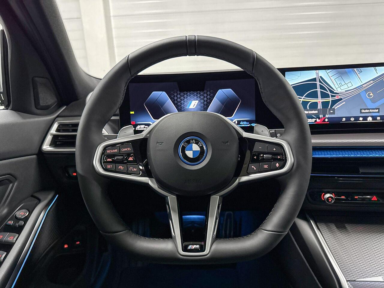 BMW 3-SERIE Touring 330e | M-Sport Pro | Comfort Pack | Active Cruise Control | Hifi System | Panoramadak | Comfort Access